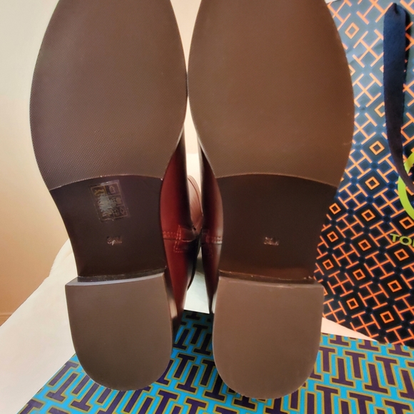 ⭐️SALE⭐️ NEW WITH TAG! TORY BURCH Everly Riding Boots Calf Leather Dark Almond - Picture 5 of 13